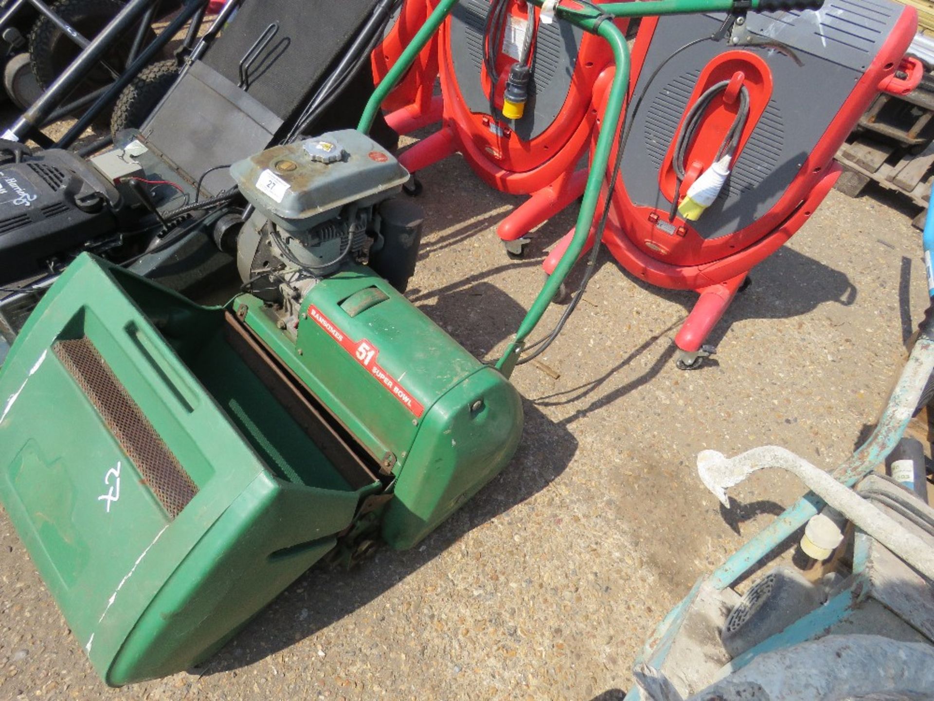 RANSOMES 51 SUPER BOWL CYLINDER MOWER WITH BOX - Image 2 of 3