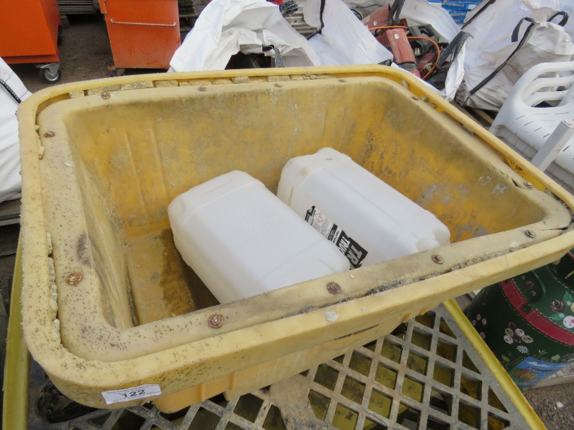 2 X DRIP TRAYS PLUS A MORTAR BIN. - Image 2 of 3