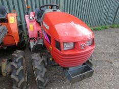 YANMAR KE1 4WD COMPACT TRACTOR WITH REAR LINKAGE. HYDRASTATIC DRIVE. WHEN TESTED WAS SEEN TO DRIVE,