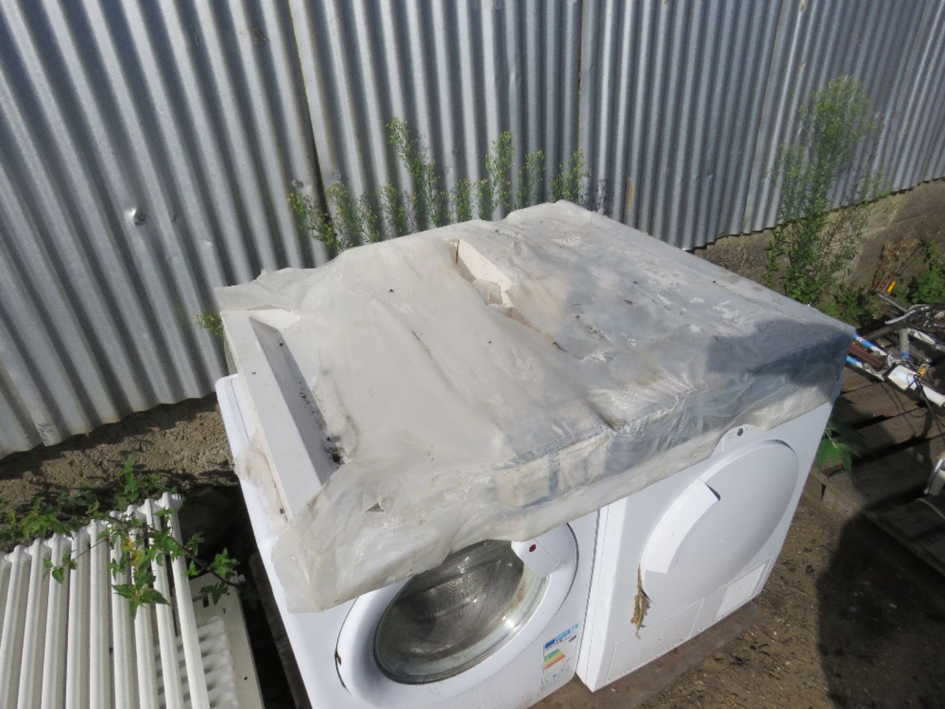 WASHING MACHINE, TUMBLE DRYER AND SHOWER TRAY. - Image 2 of 3