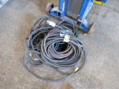 QUANTITY OF AIRLINE HOSES.