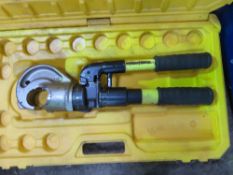 KOMPRESS MANUAL CRIMPING TOOL.