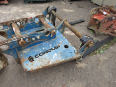 SET OF CONQUIP EXCAVATOR MOUNTED PALLET FORKS ON 65MM PINS (UNTESTED).