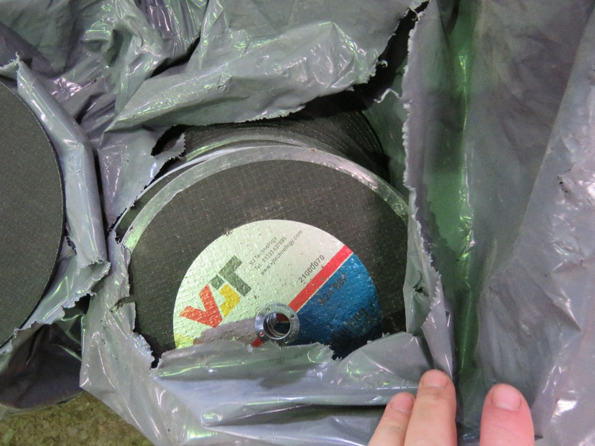 3 X BAGS OF METAL CUTTING DISCS. 305MM X 3.2MM X 22MM. - Image 3 of 6