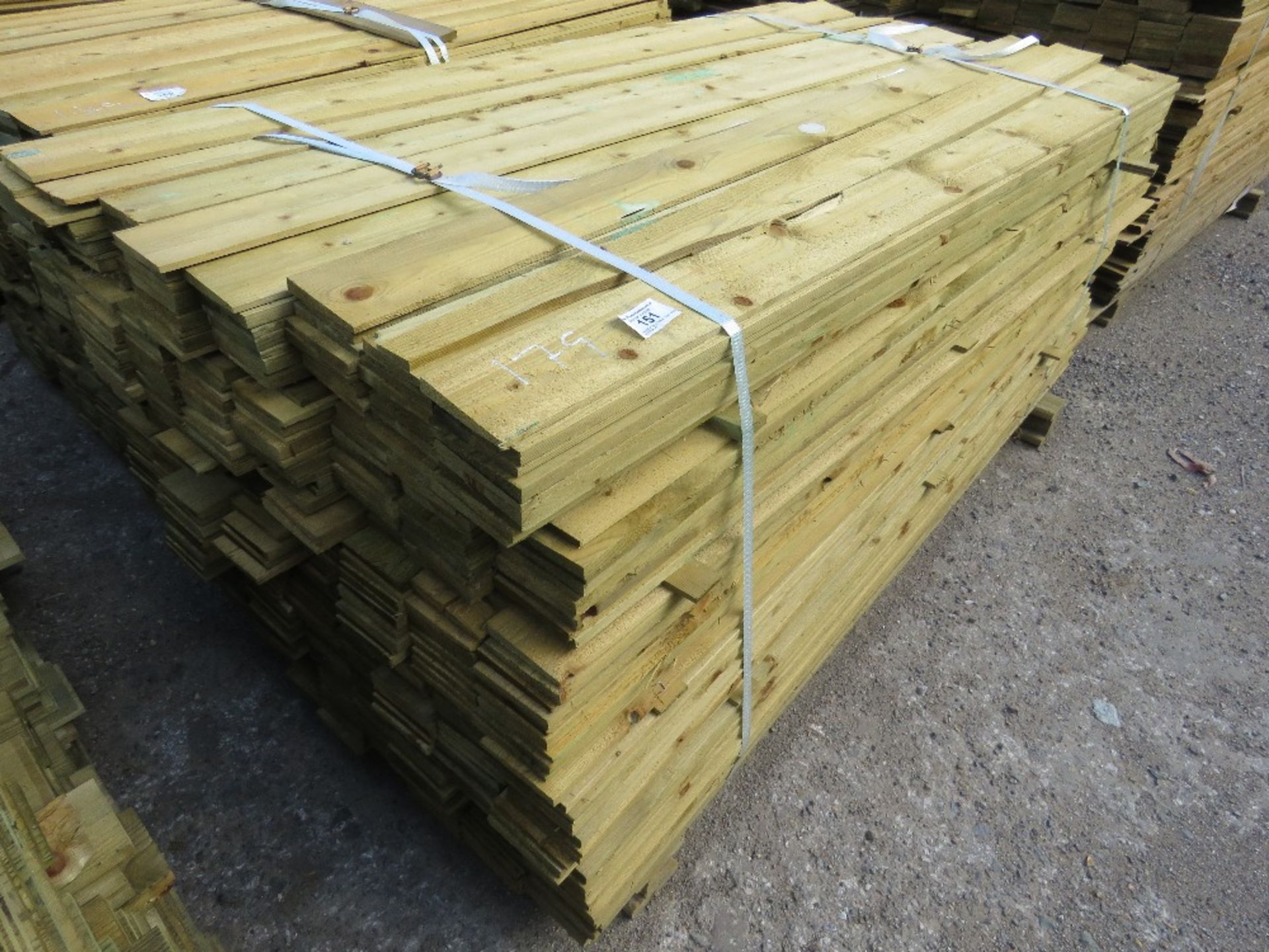 1 X PACK OF 1.79M X 10CM WIDE APPROX FEATHER EDGE TIMBER CLADDING