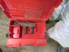 HILTI DX450 NAIL GUN