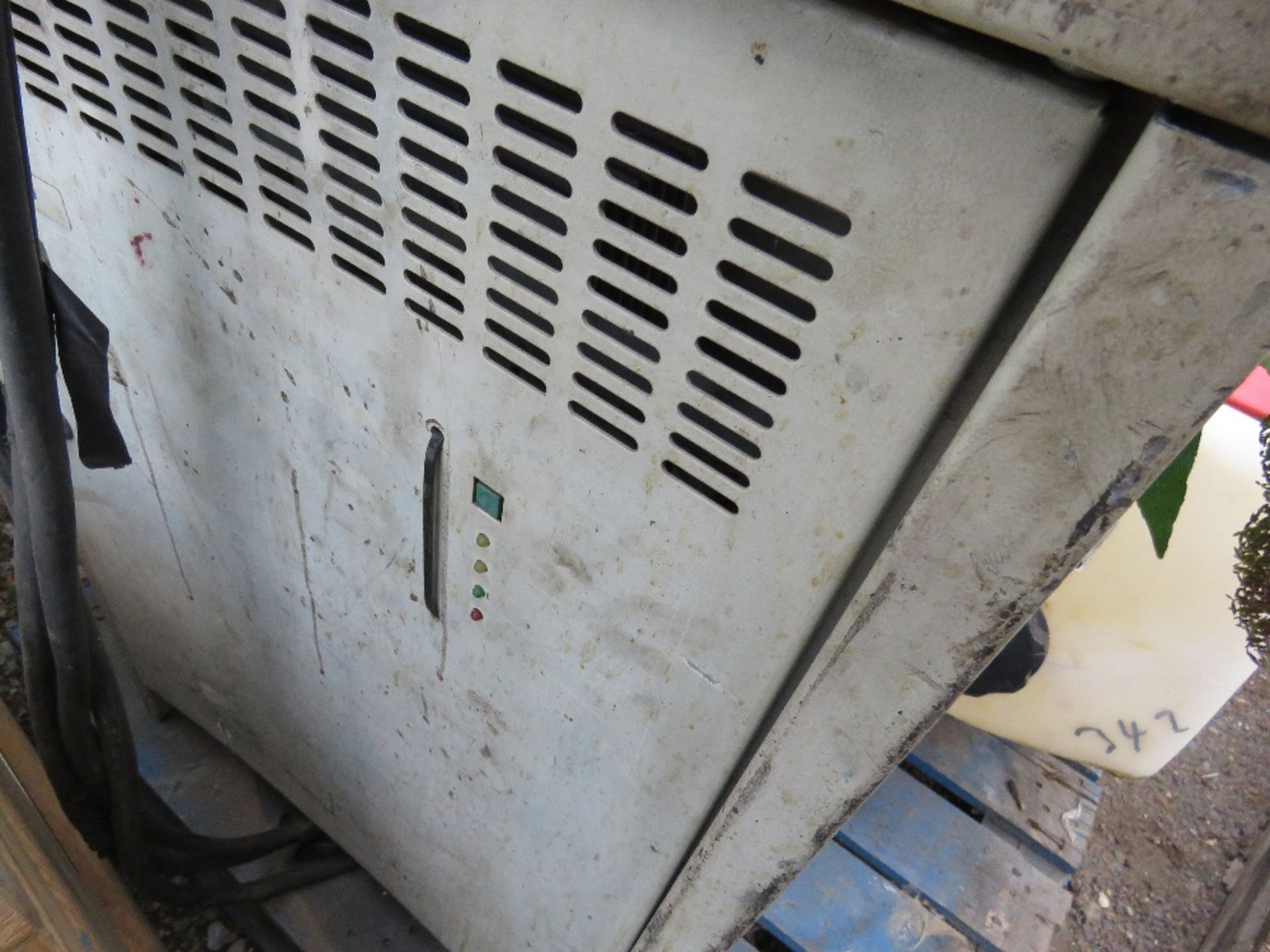 FORKLIFT BATTERY CHARGER, CONDITION UNKNOWN. - Image 2 of 2