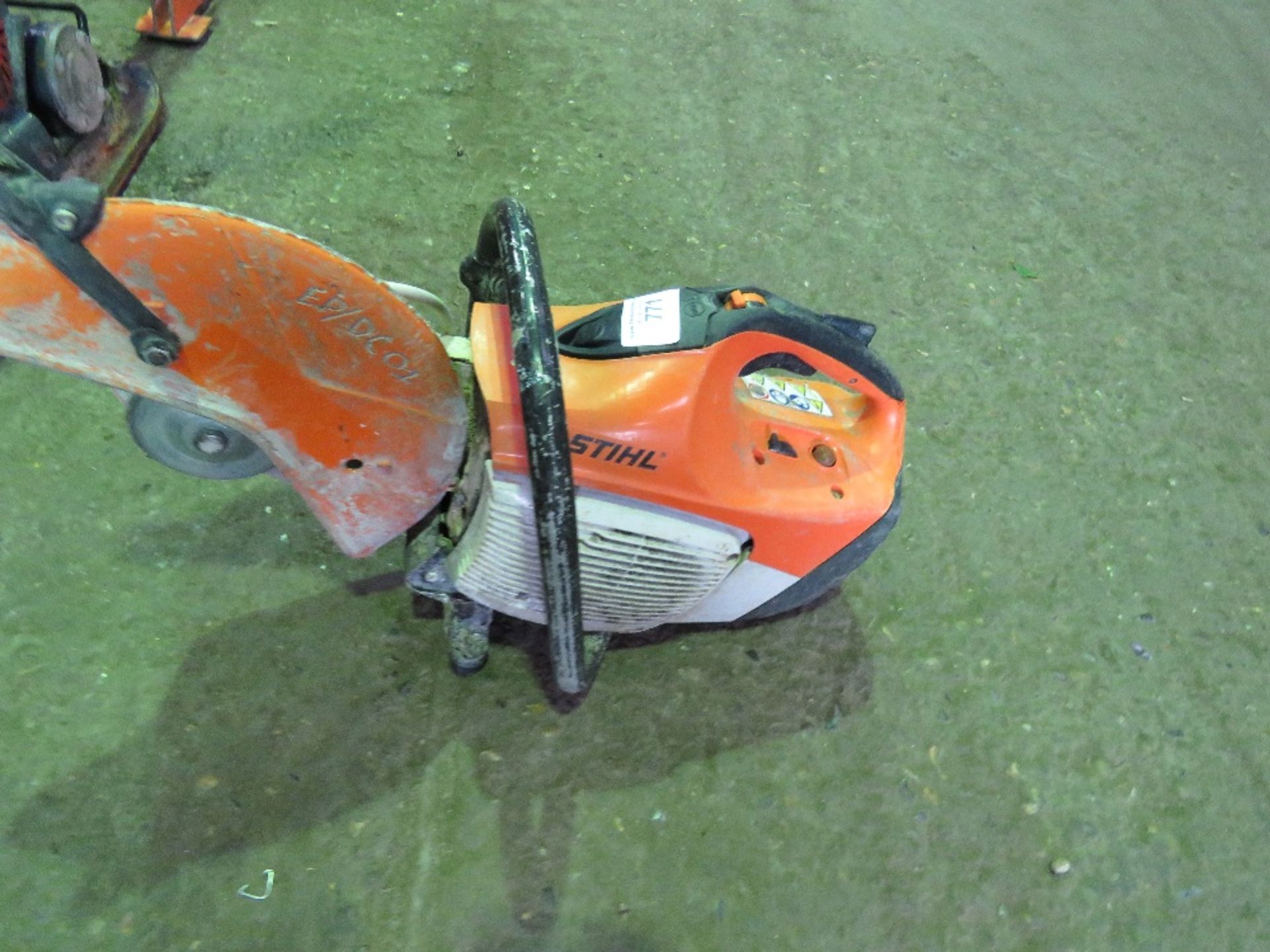 STIHL TS410 PETROL DISC CUTTER SAW.