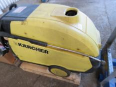 KARCHER HDS 745 240VOLT STEAM CLEANER.