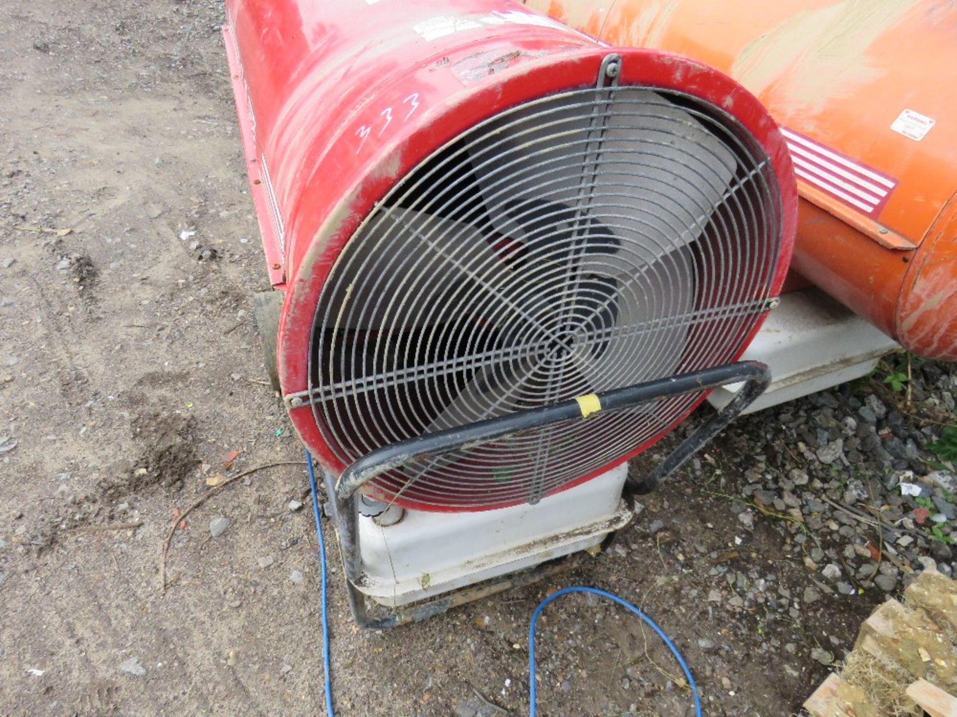 EC70 240VOLT INDUSTRIAL/GREENHOUSE HEATER, UNTESTED, CONDITION UNKNOWN. - Image 2 of 3