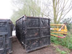 BIG HOOK 40 YARD WASTE SKIP BIN.