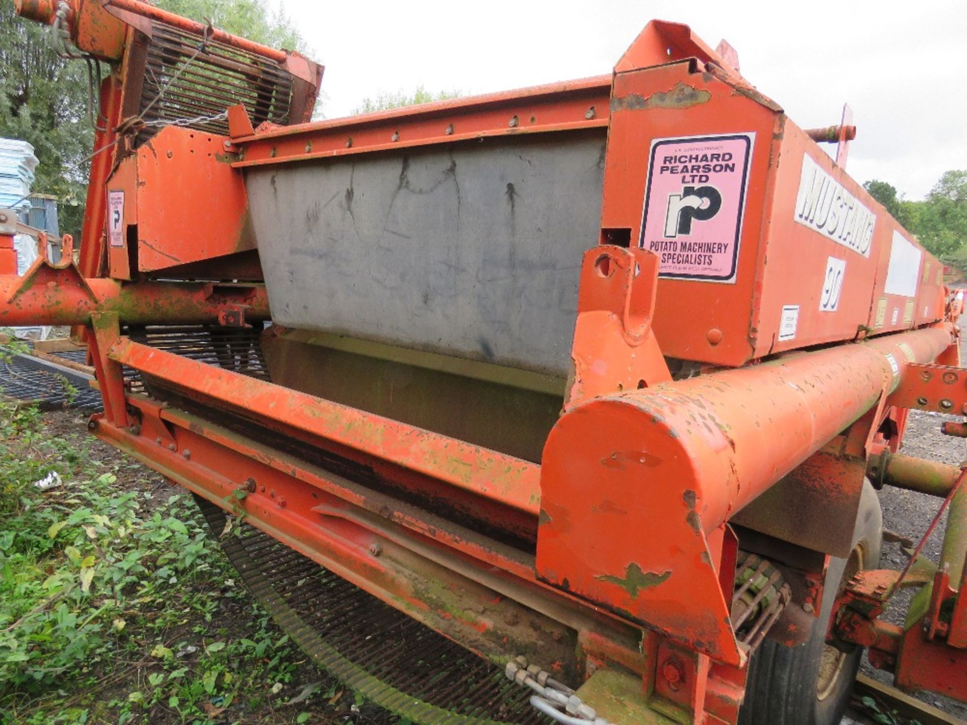 GRIMME MUSTANG 90 POTATO HARVESTER. DIRECT FROM DEPOT CLOSURE. - Image 4 of 4