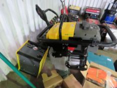 WACKER NEUSON BATTERY POWERED UPRIGHT RAMMER WITH CHARGER, YEAR 2016.