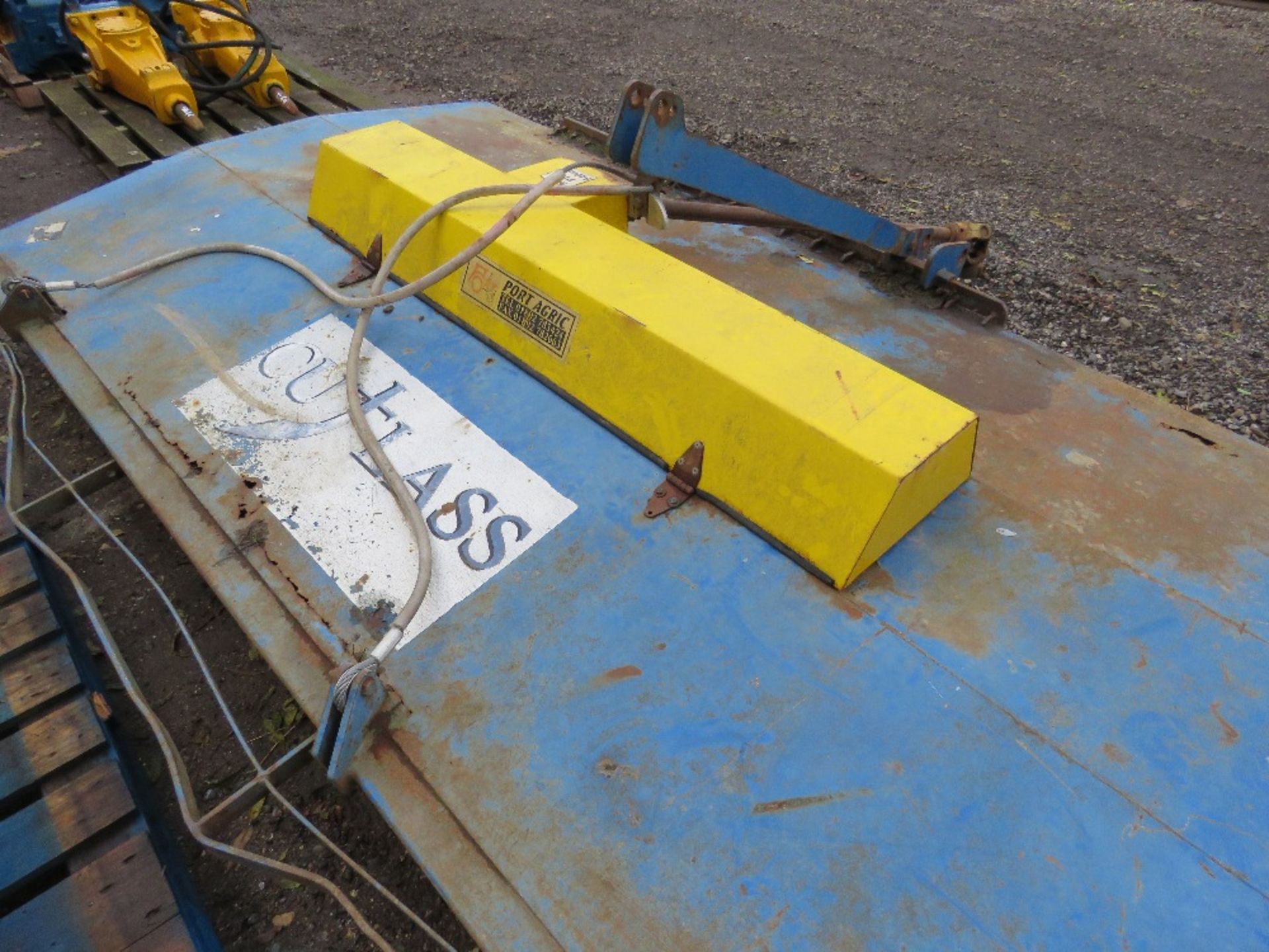 CUTLASS ROTARY TRACTOR MOUNTED MOWER, CIRCA 9FT WIDTH. - Image 3 of 5