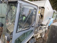 GREEN MACHINES 636 HI SPEED SWEEPER UNIT. YEAR 2008 APPROX. INCOMPLETRE, FOR PARTS.