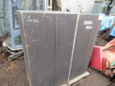 1100 LITRE METAL DIESEL TANK.