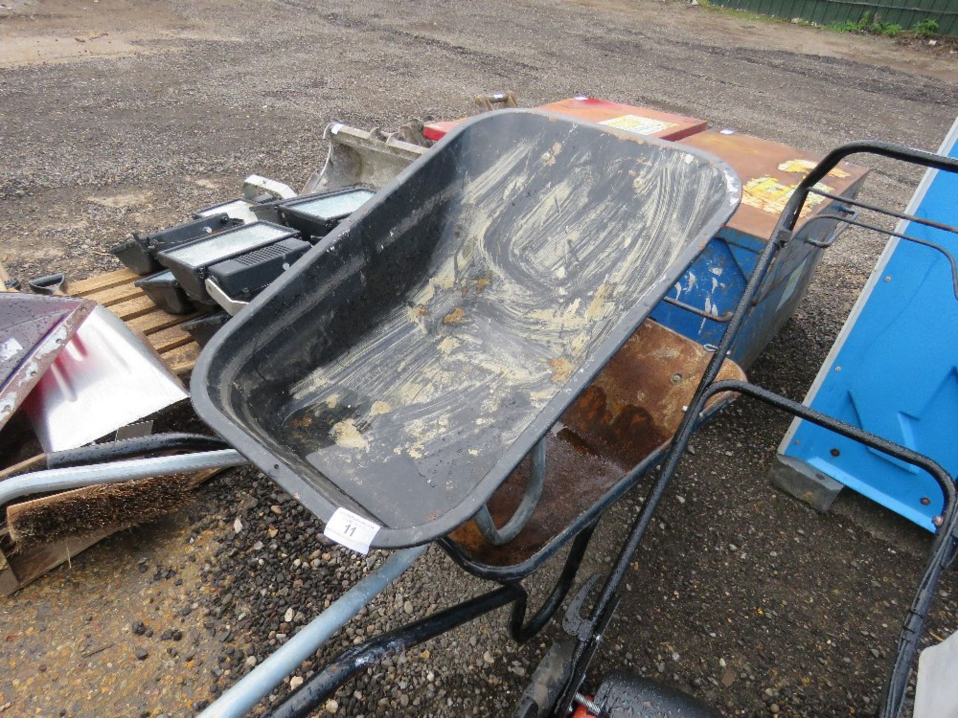 2 X WHEEL BARROWS. - Image 2 of 2