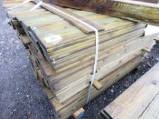 1X BUNDLE OF FEATHER EDGE TIMBER FENCE CLADDING, 10.5CM WIDE X 1.8M LENGTH APPROX.
