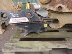 KUBOTA KX91 MANUAL QUICK HITCH, UNTESTED.