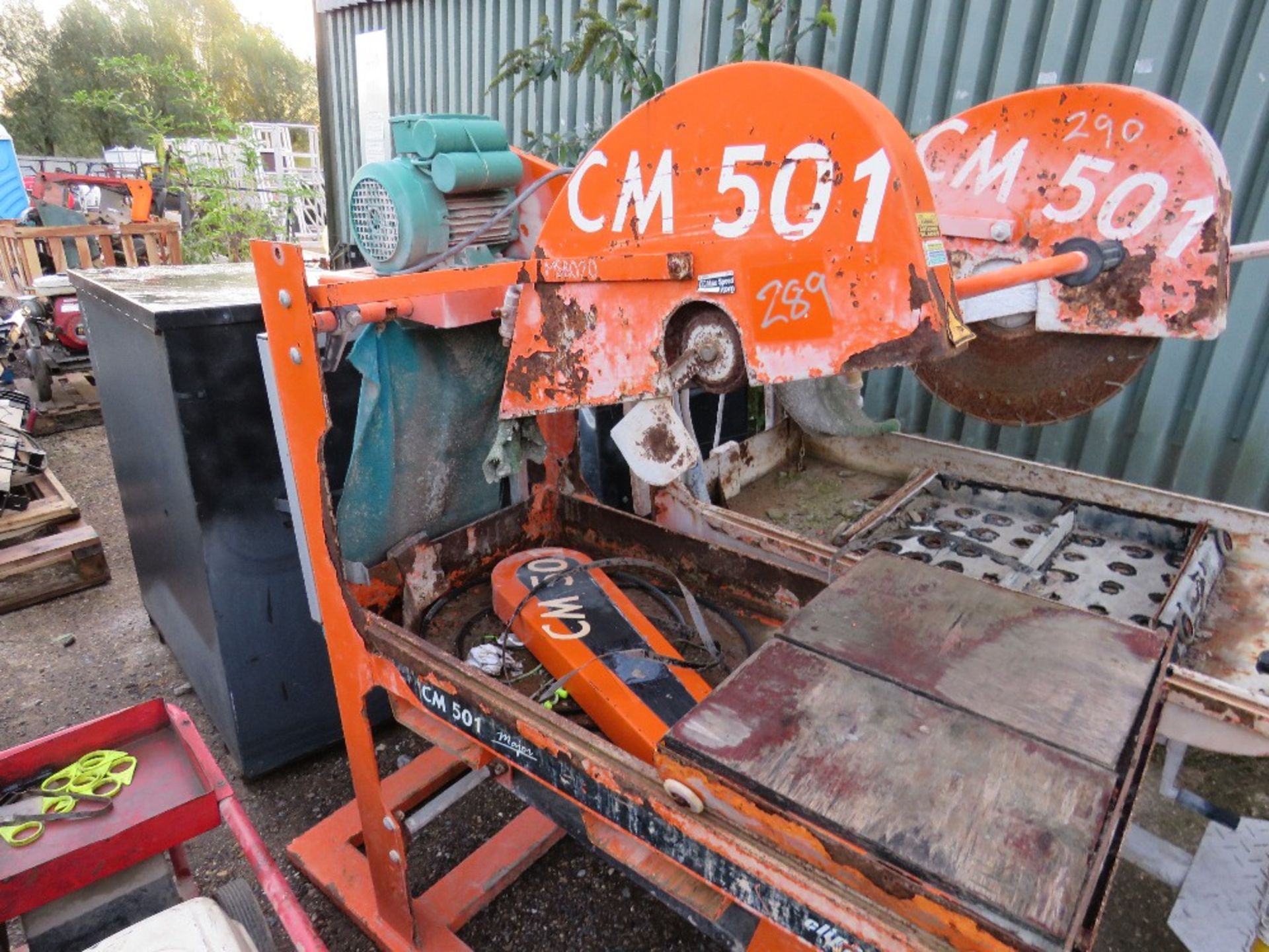 CLIPPER CM501 MAJOR 110 VOLT SLAB SAW. INCOMPLETE.