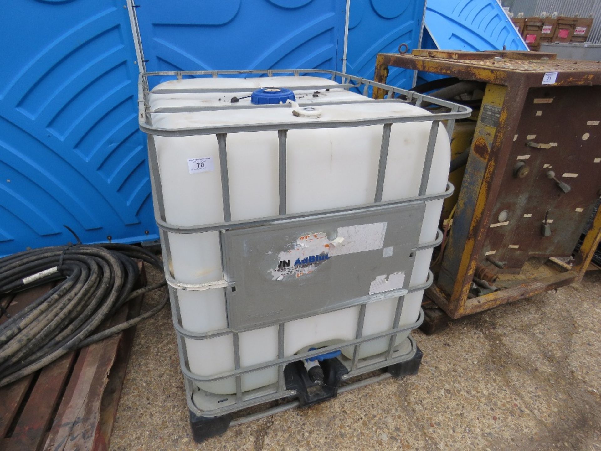 IBC CONTAINER TANK.