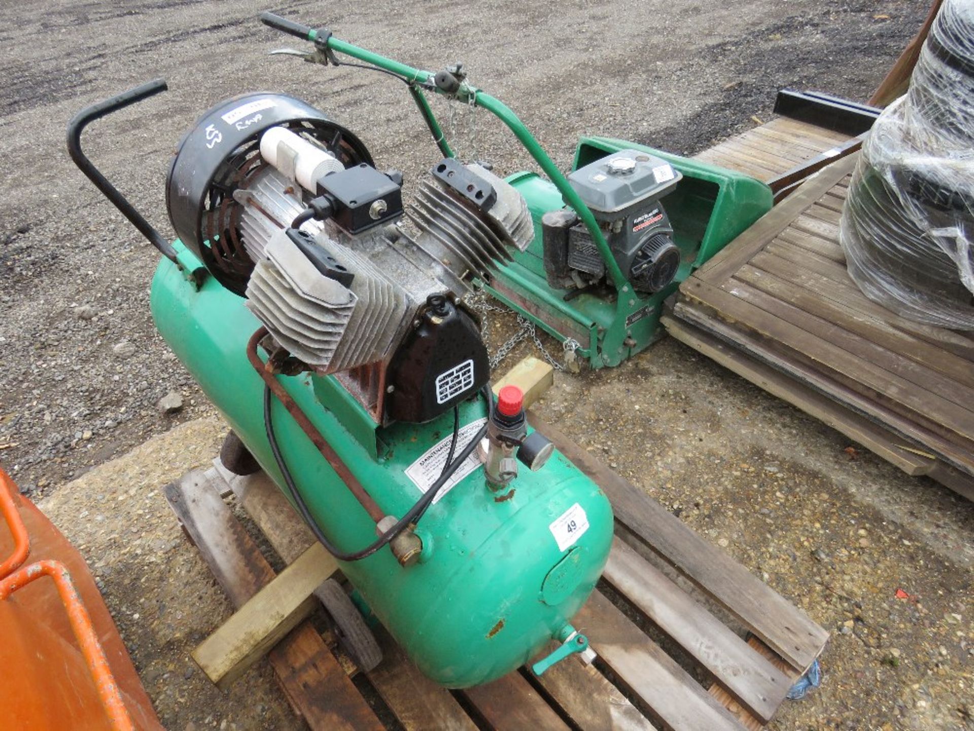 GREEN 240 VOLT COMPRESSOR, - Image 2 of 2