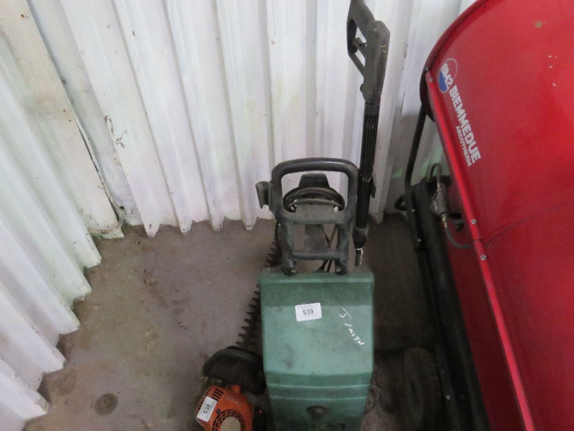 240V PRESSURE WASHER.