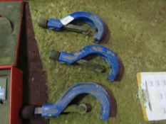 3 X WHEEL PIPE CUTTERS.