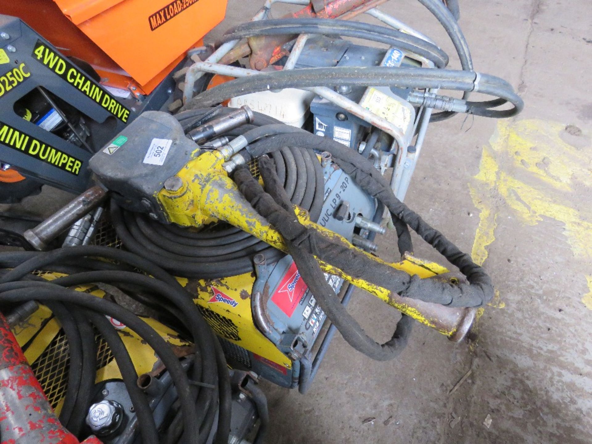 ATLAS COPCO LP9-20P HYDRAULIC BREAKER PACK WITH HOSE AND GUN. - Image 3 of 3