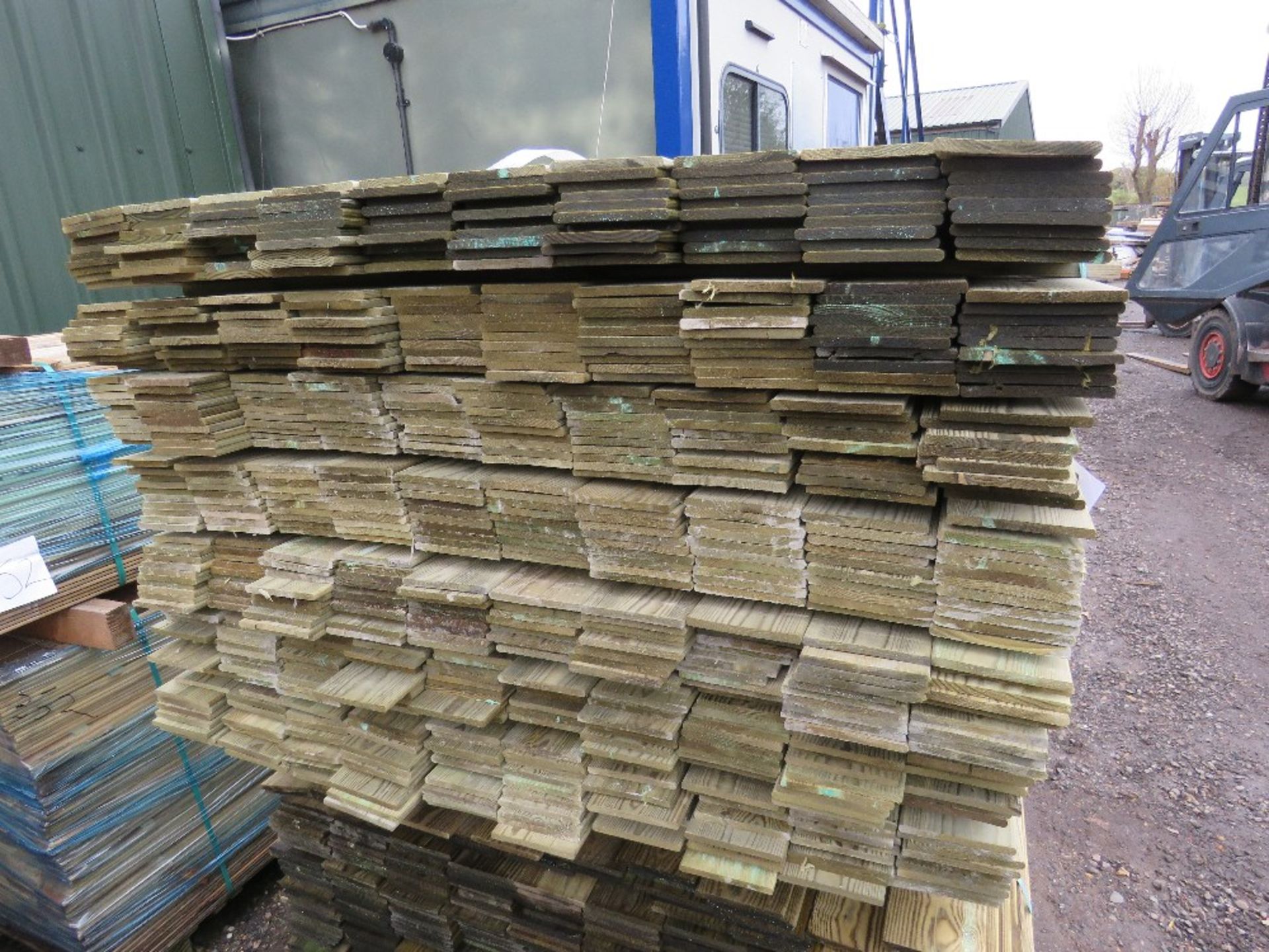 LARGE PACK OF TIMBER FENCE CLADDING STRIPS 1.75M X 0.10M APPROX. - Image 2 of 3