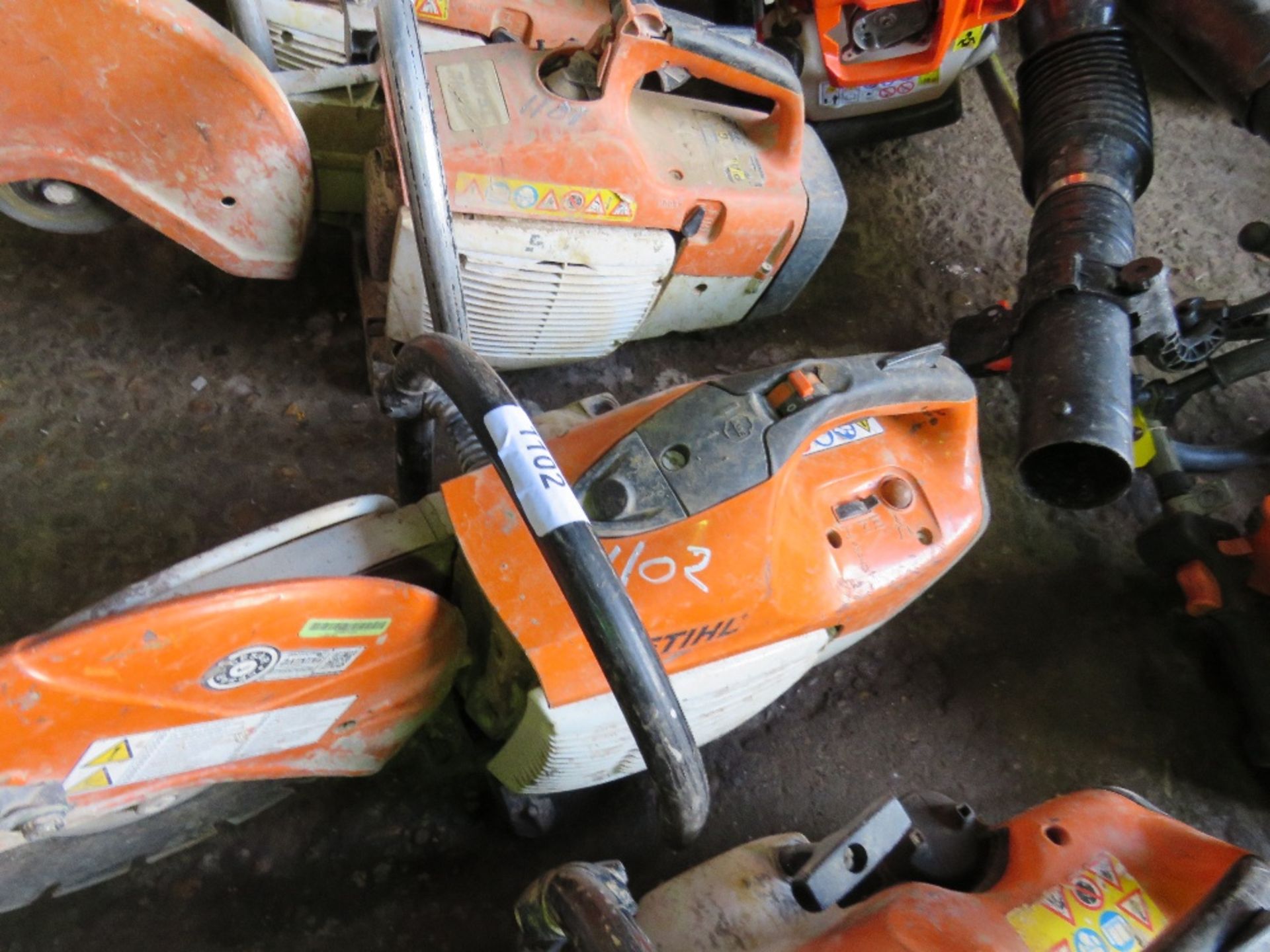 STIHL TS410 PETROL SAW. CONDITION UNKNOWN. - Image 2 of 3