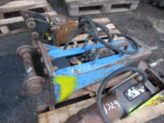 HYDRAULIC EXCAVATOR BREAKER ON 40MM PINS, CONDITION UNKNOWN.