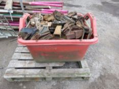 LARGE BIN OF EXCAVATOR BUCKET TEETH.