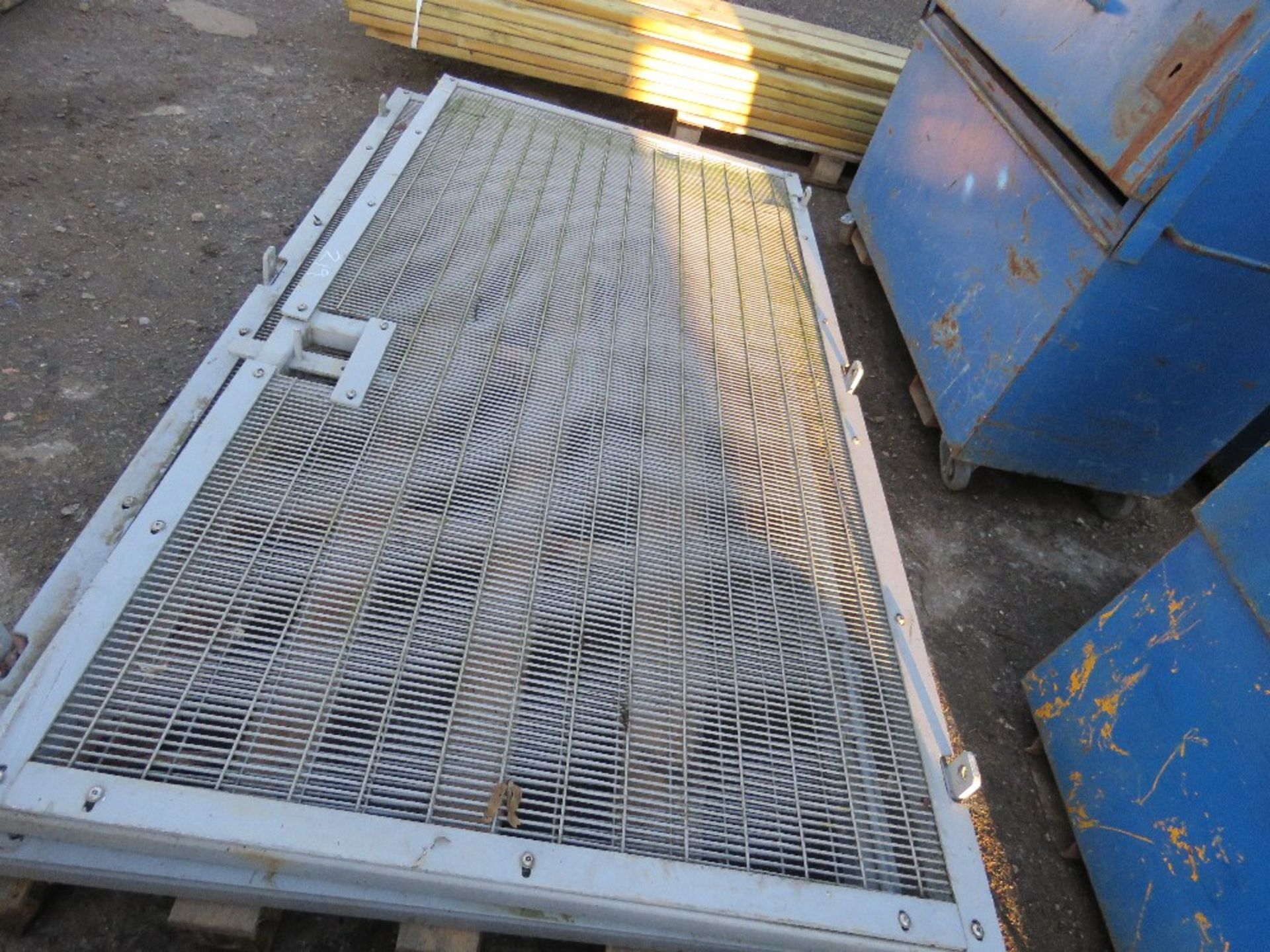 2 X MESH COVERED STEEL GATES 1.17M WIDE EACH APPROX. - Image 2 of 3