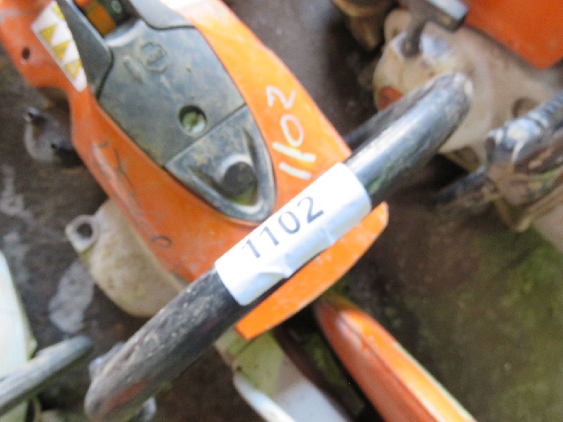 STIHL TS410 PETROL SAW. CONDITION UNKNOWN. - Image 3 of 3