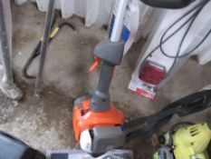 HUSQVANA 122C STRIMMER.