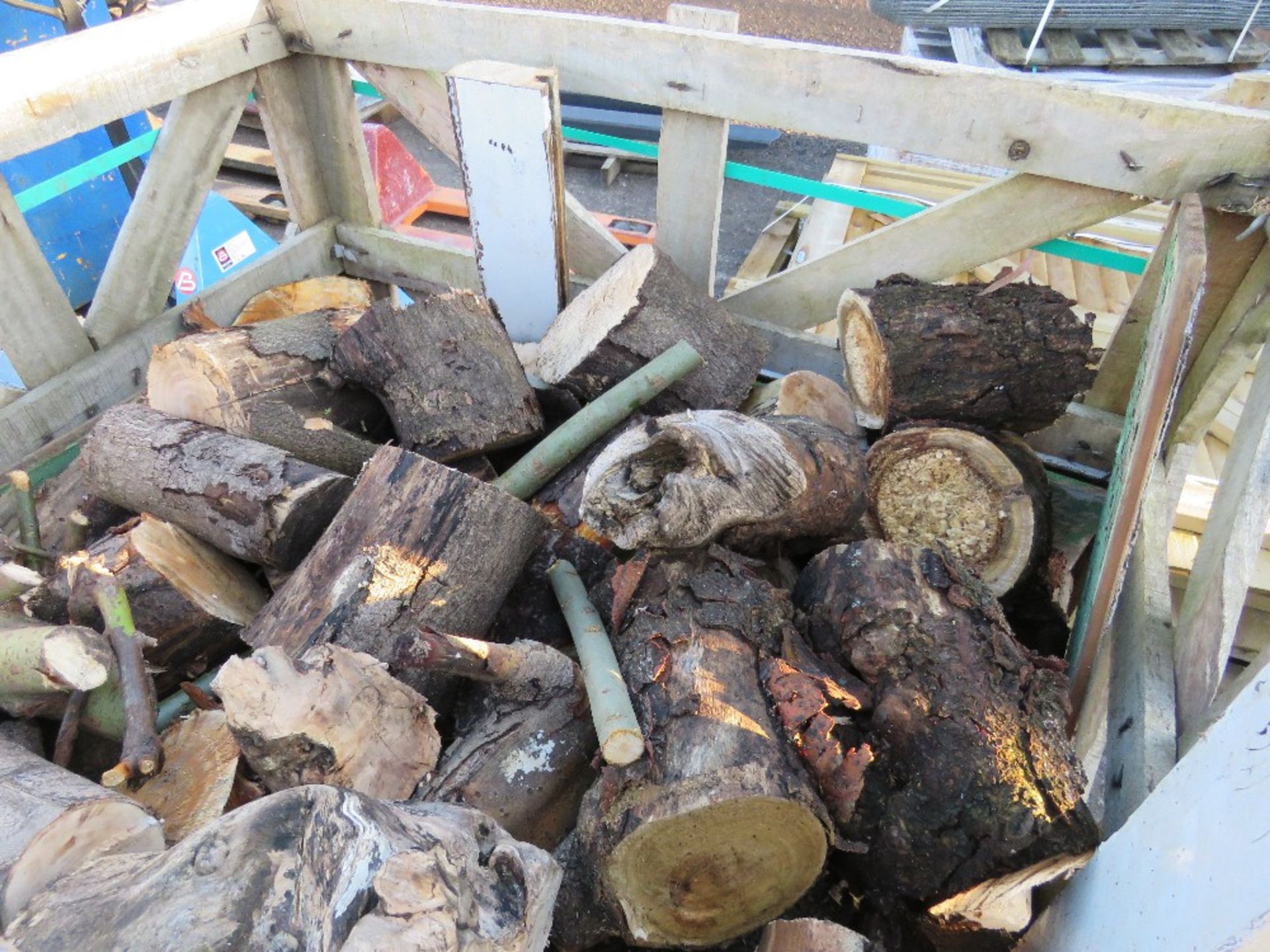 2 X SMALL STILLAGES OF LOGS. - Image 3 of 3