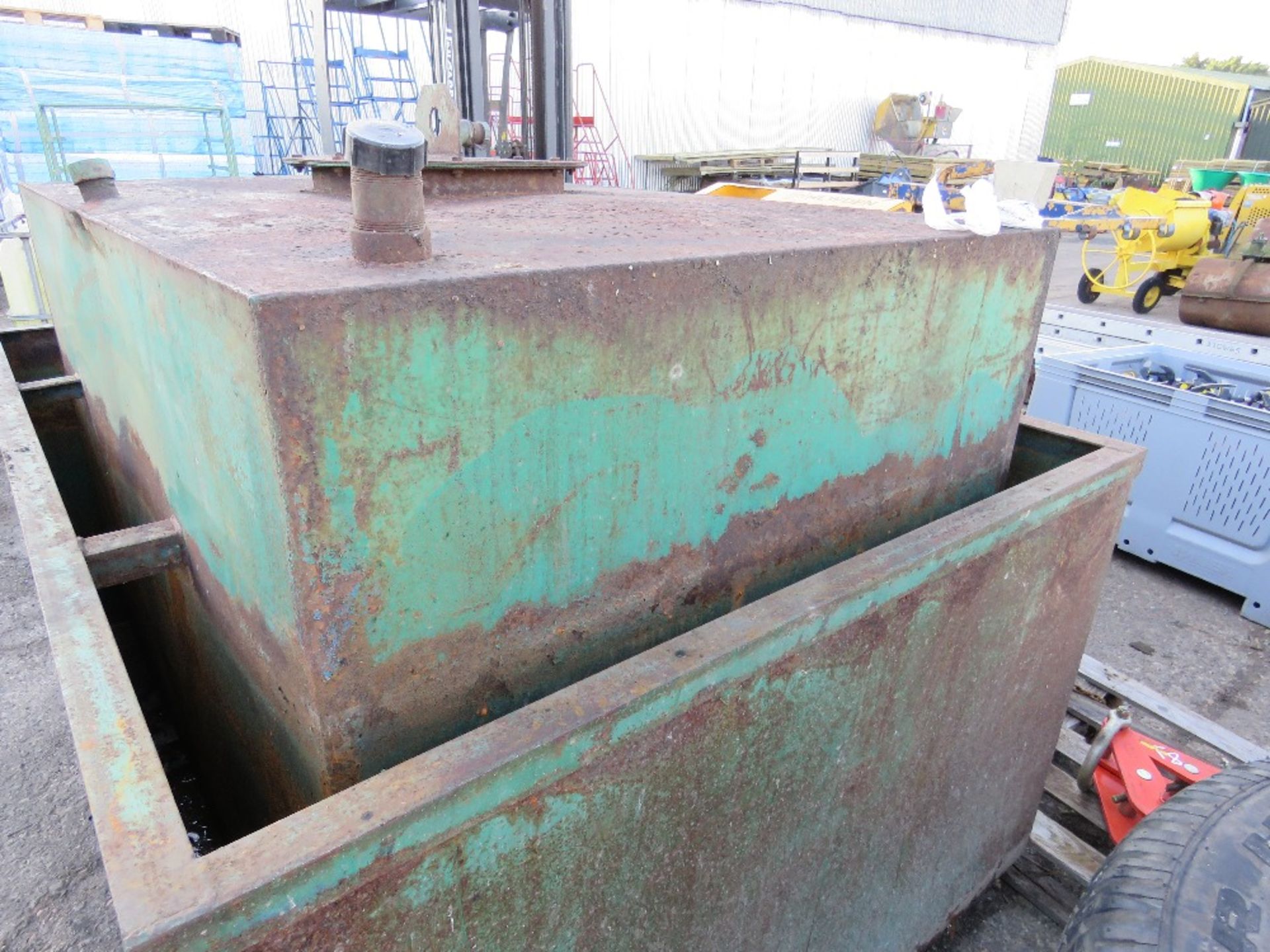 LARGE DIESEL TANK WITH OPEN BUND. - Image 2 of 2