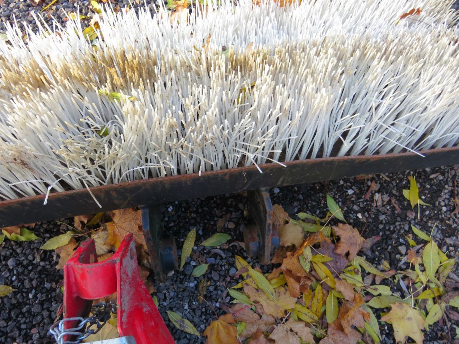 MINI EXCAVATOR BRUSH 1.5M WIDE APPROX PLUS SPARE HEAD, 45MM PINS. - Image 2 of 4