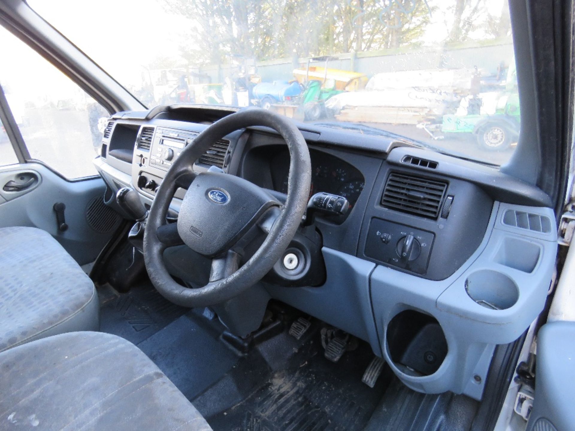 FORD TRANSIT SWB PANEL VAN REG:BF08 LJV. 239549 REC MILES. WHEN TESTED WAS SEEN TO DRIVE. BATTERY - Image 6 of 6