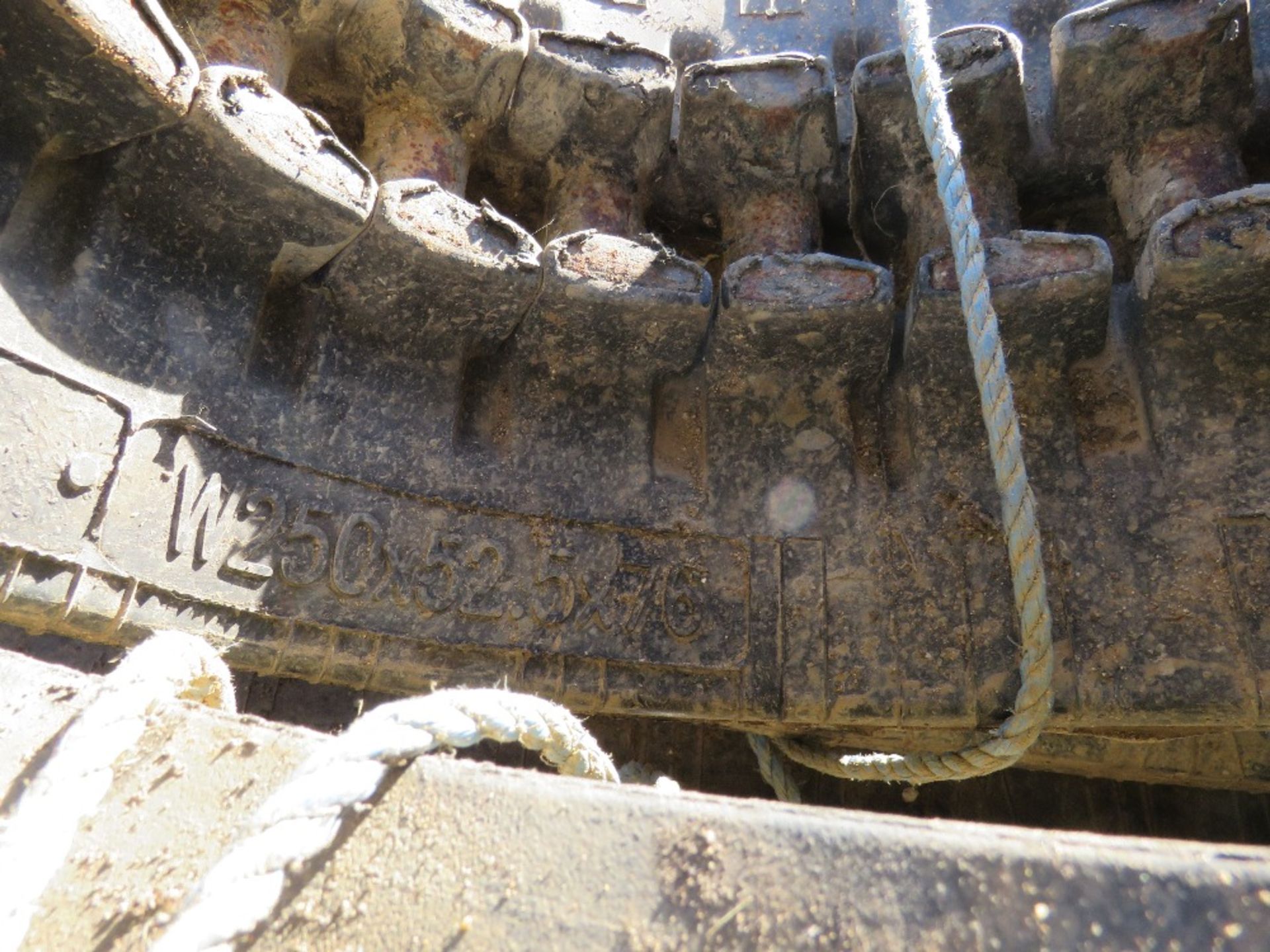 2 X PART WORN 3 TONNE DIGGER TRACKS, TYPE LL07453. - Image 3 of 4