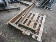 PAIR OF 8FT FORKLIFT TINES, UNTESTED.