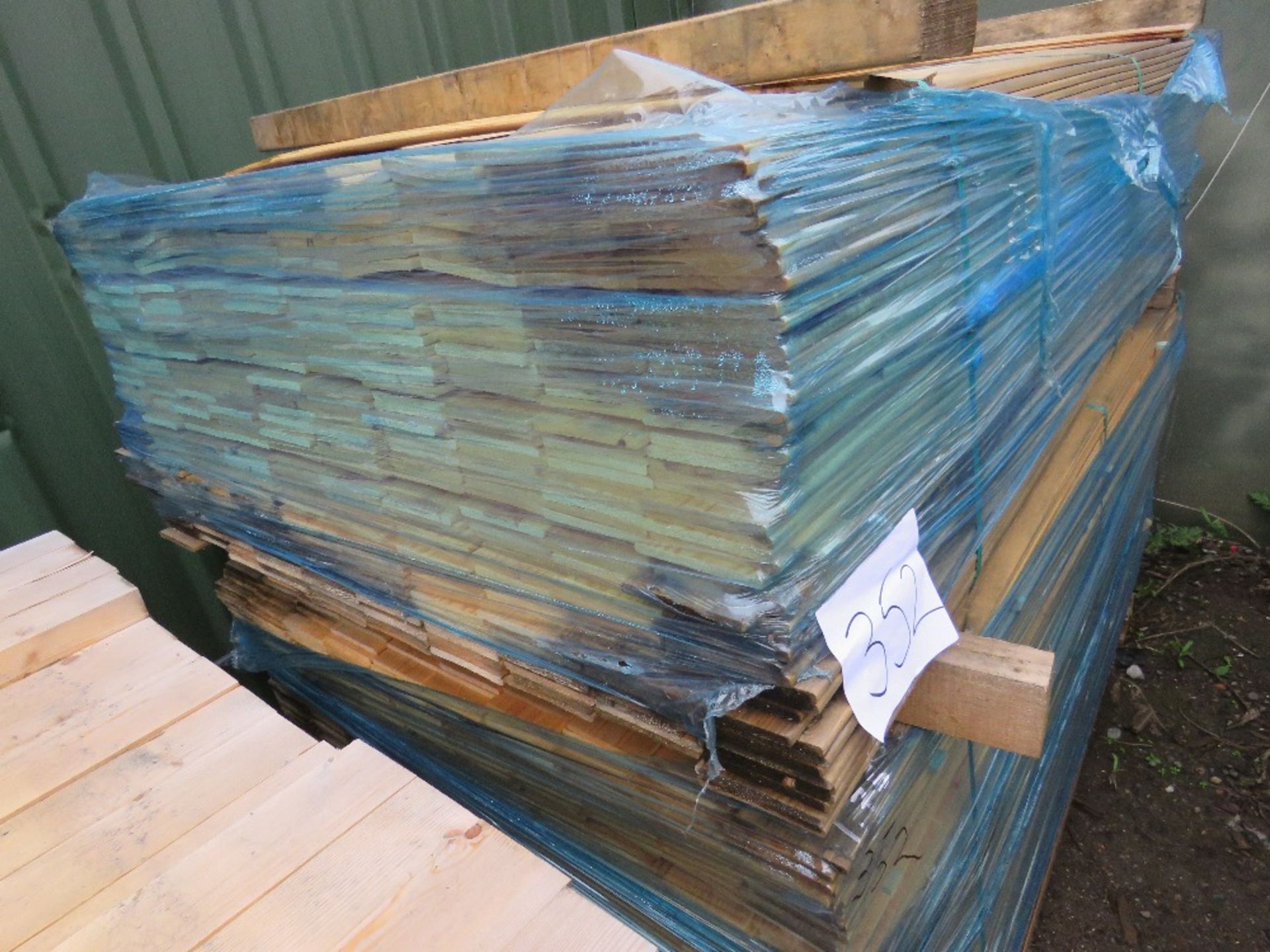 STACK OF 2 X BUNDLES OF BOARDS 1.75M LENGTH APPROX. - Image 3 of 3