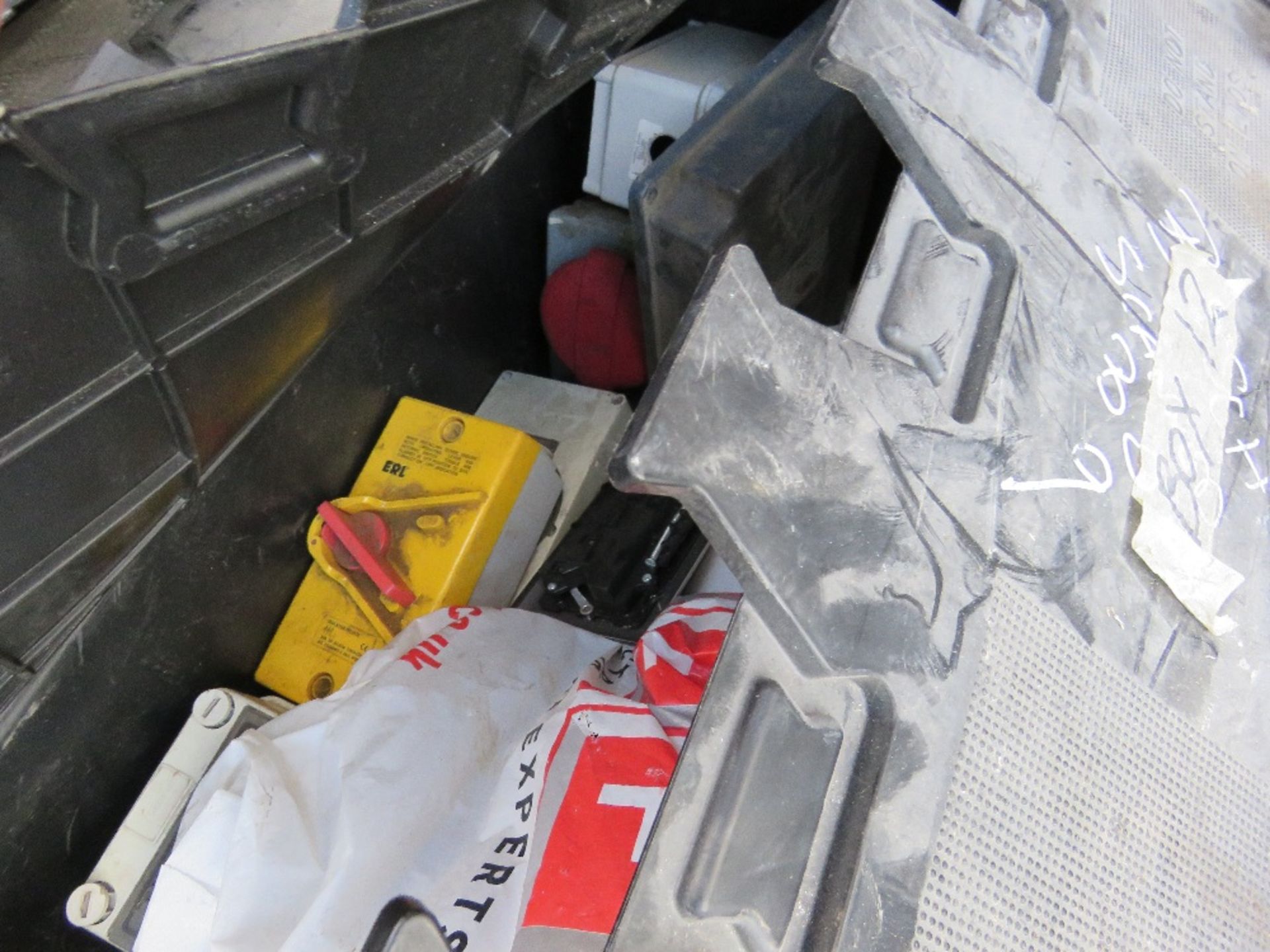 LARGE WOODEN STILLAGE BOX CONTAINING ELECTRICAL SWITCHGEAR ETC. - Image 6 of 6