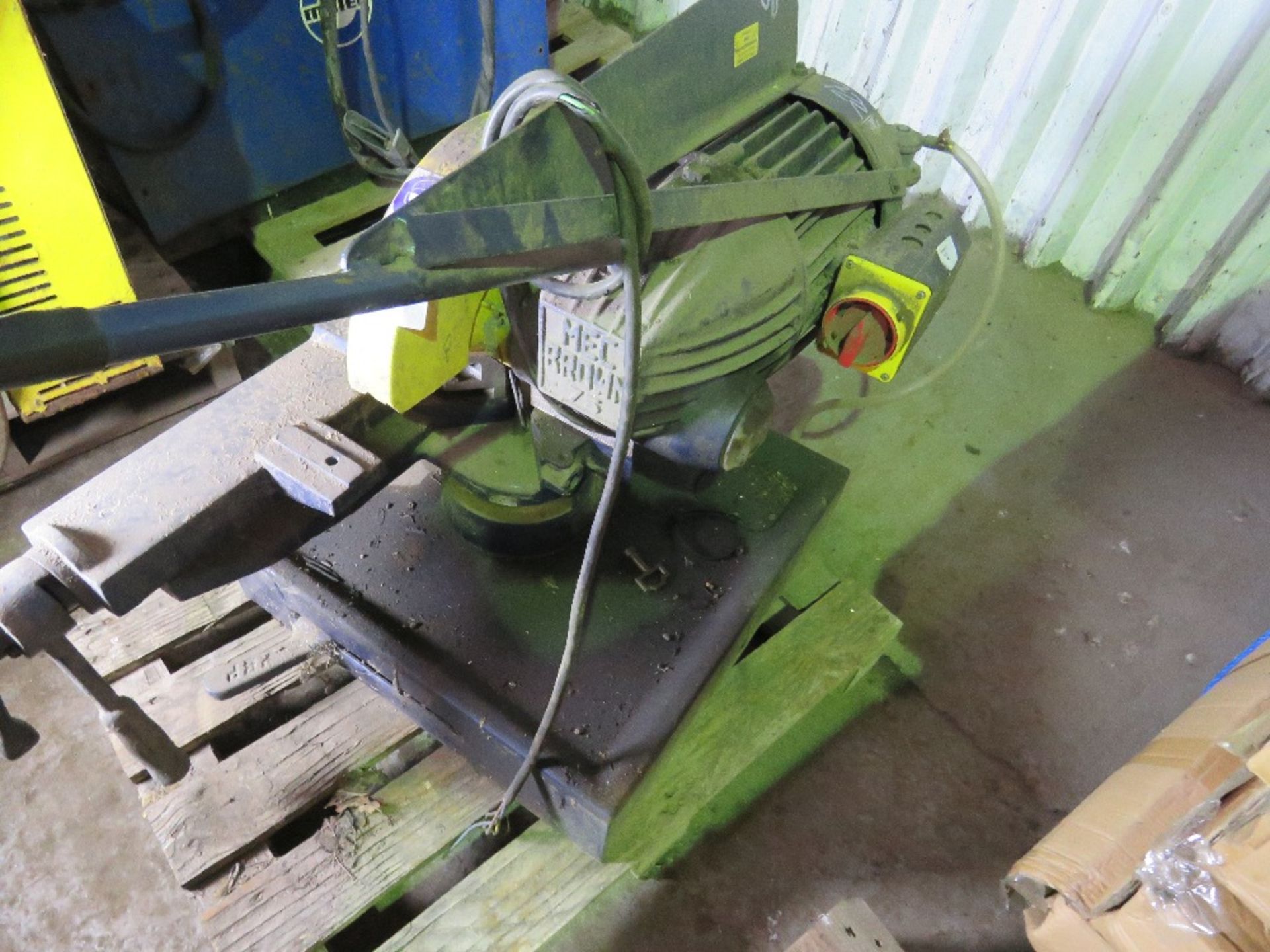 3 PHASE METAL CUT OFF SAW. DIRECT EX LOCAL COMPANY DUE TO DEPOT CLOSURE - Image 2 of 2