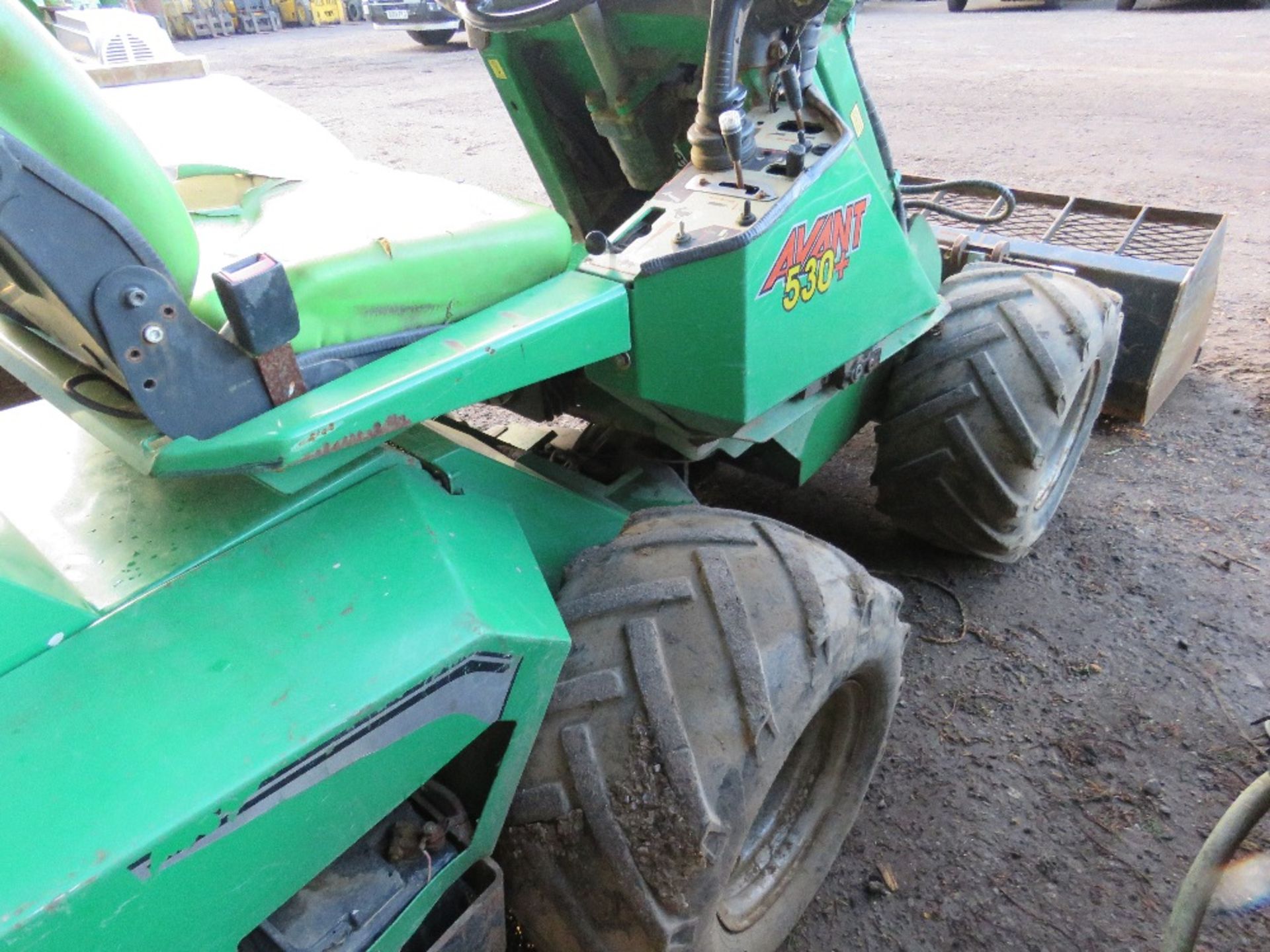 AVANT 530+ MINI LOADER. 1099 REC HOURS. WITH FORKS AND BUCKET. TELESCOPIC BOOM. DIRECT EX LOCAL COMP - Image 5 of 6