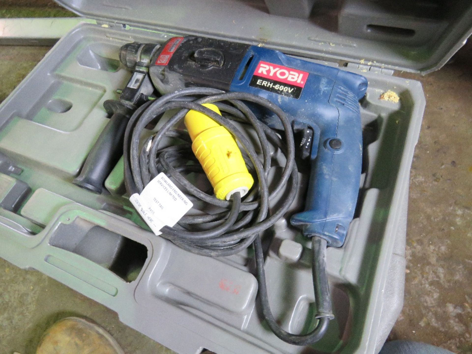 3 X RYOBI SDS 110 VOLT DRILLS. SOURCED FROM DEPOT CLEARANCE DUE TO A CHANGE IN COMPANY POLICY. - Image 3 of 4
