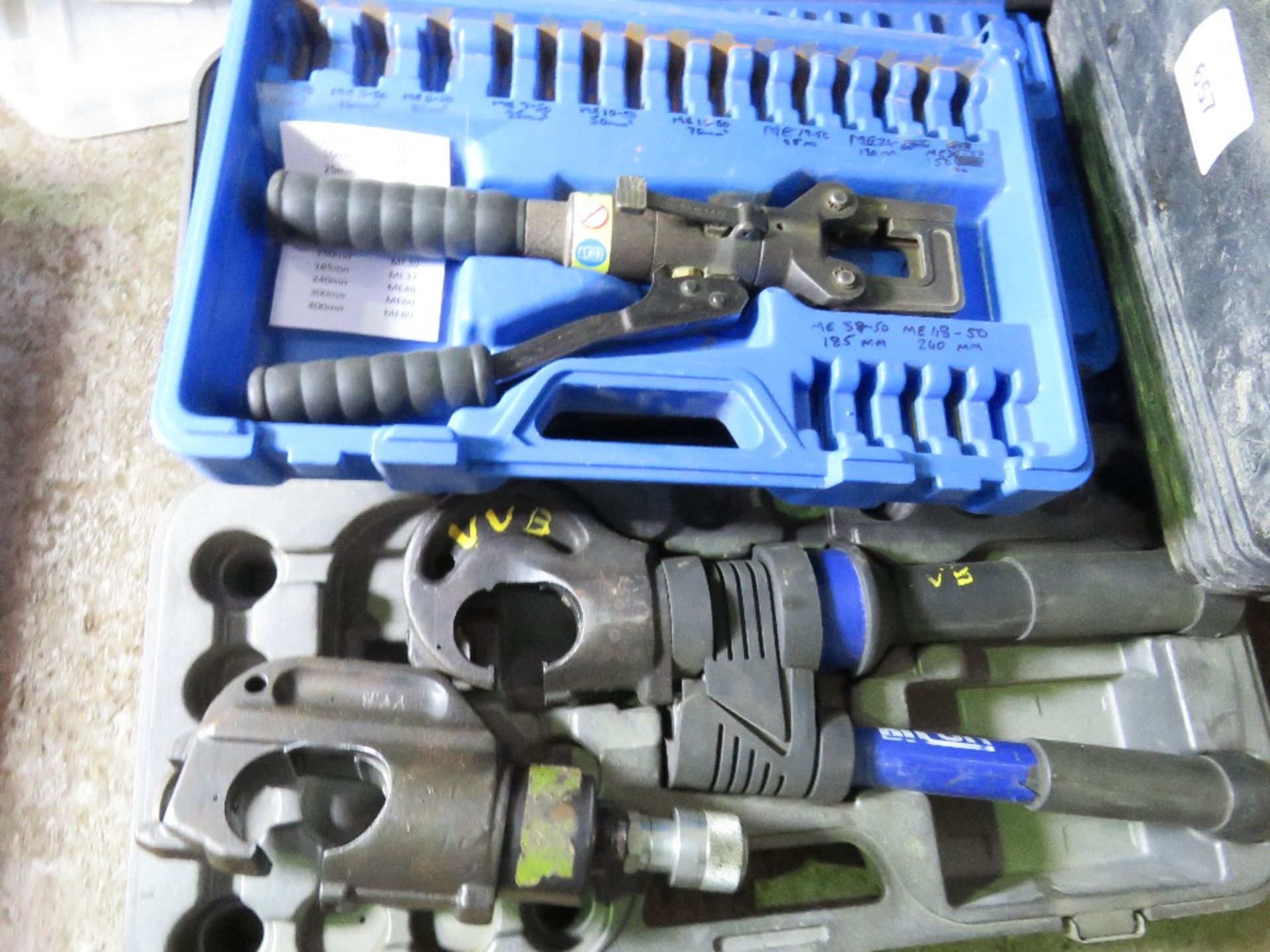 2 X CRIMPING PLIERS PLUS A HYDRAULIC CRIMPING HEAD. - Image 2 of 3