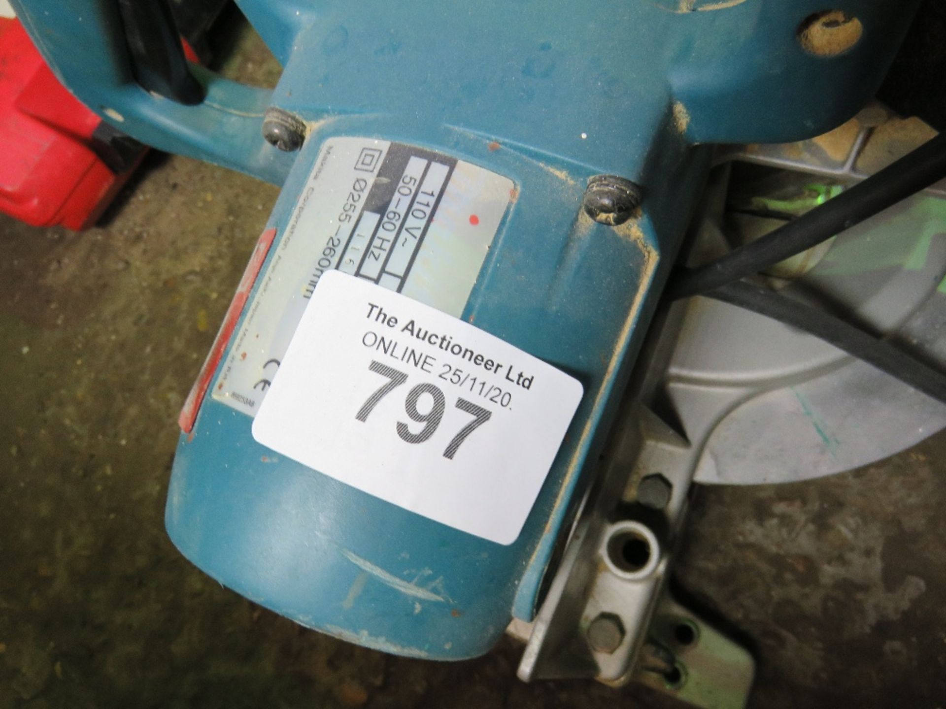 MAKITA CROSS CUT MITRE SAW 110 VOLT POWERED. SOURCED FROM DEPOT CLEARANCE DUE TO A CHANGE IN COMPANY - Image 3 of 3