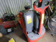 LINDE T20 BATTERY POWERED PALLET TRUCK. WHEN TESTED WAS SEEN TO DRIVE STEER AND LIFT. SOURCED FROM D